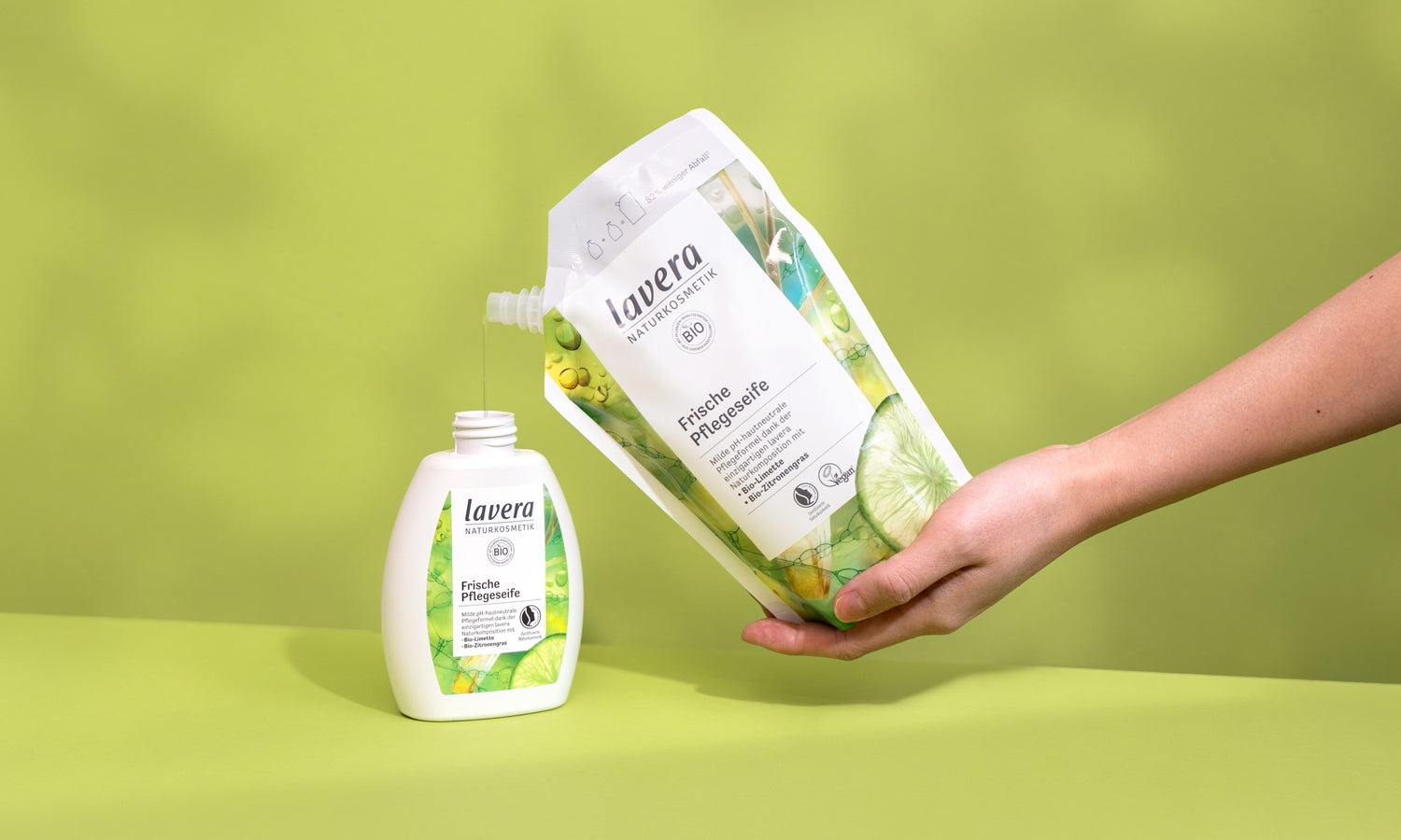 Frische Pflegeseite mit Nachfüllbeutel