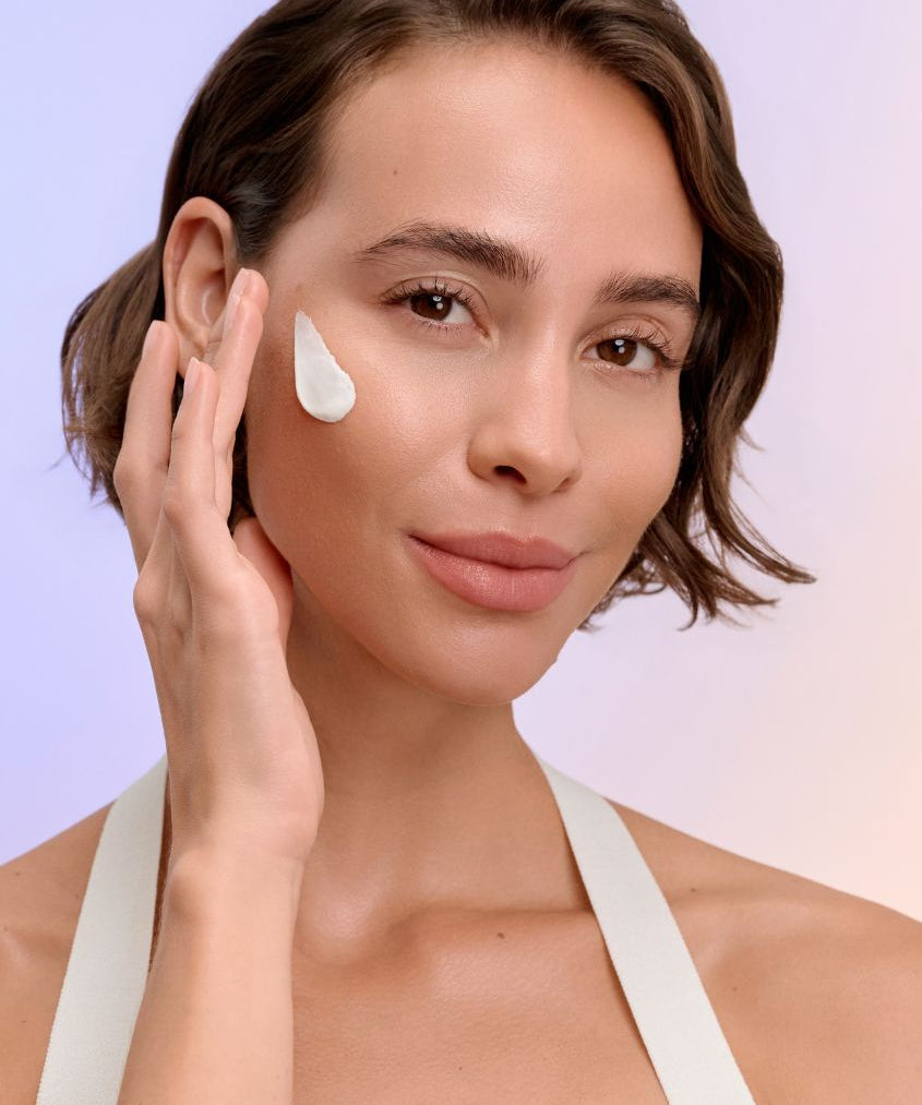 lavera Calm & Comfort Rich Cream in der Anwendung
