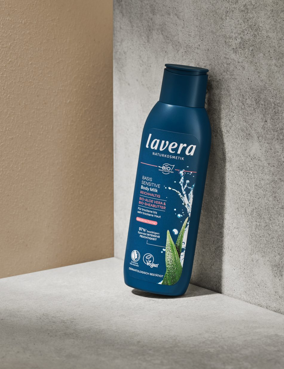 lavera Geschenkset Calming Care in der Anwendung