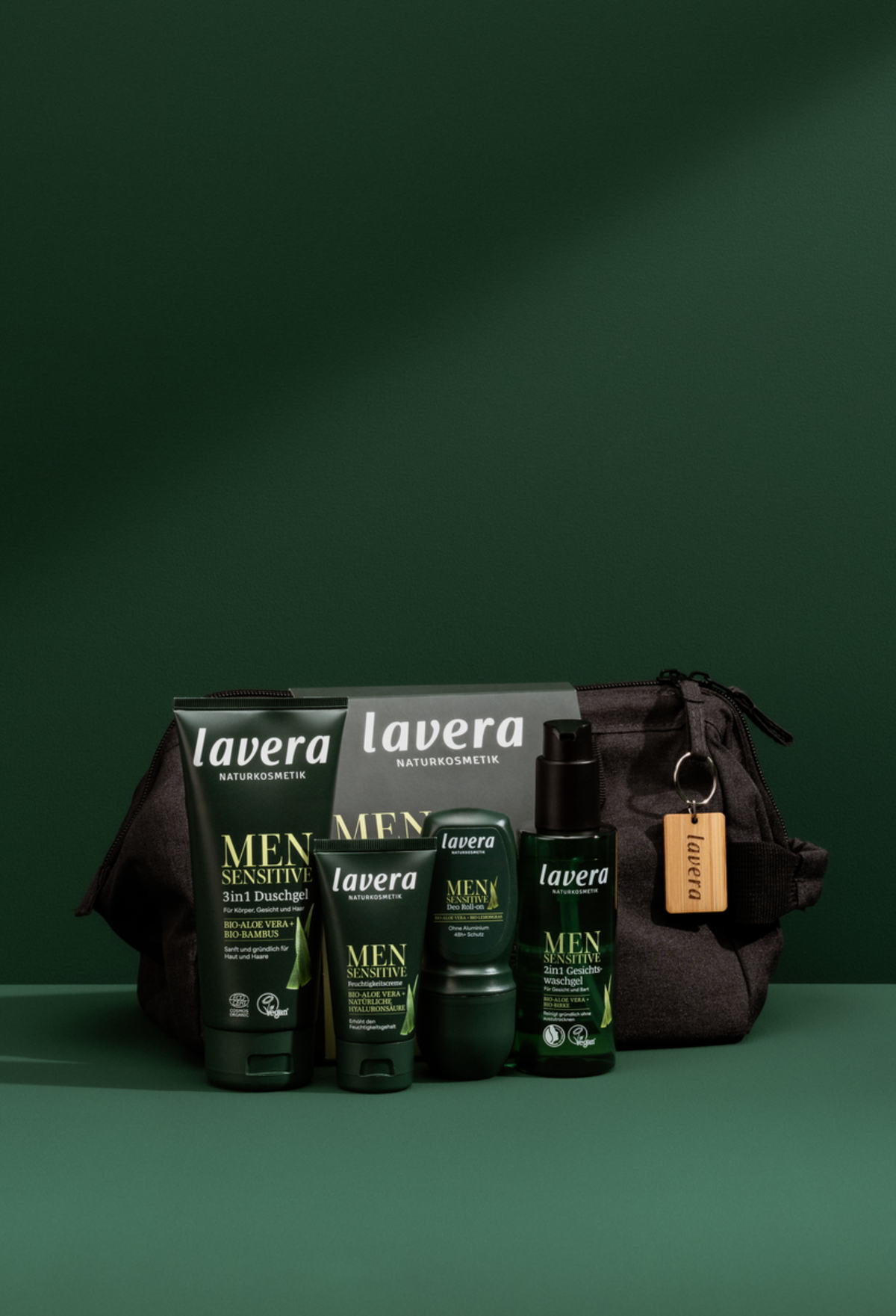 lavera Men sensitive 4in1 Pflege-Set + Kulturbeutel
