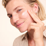 lavera basis sensitive Anti-Falten Nachtcreme Q10 in der Anwendung