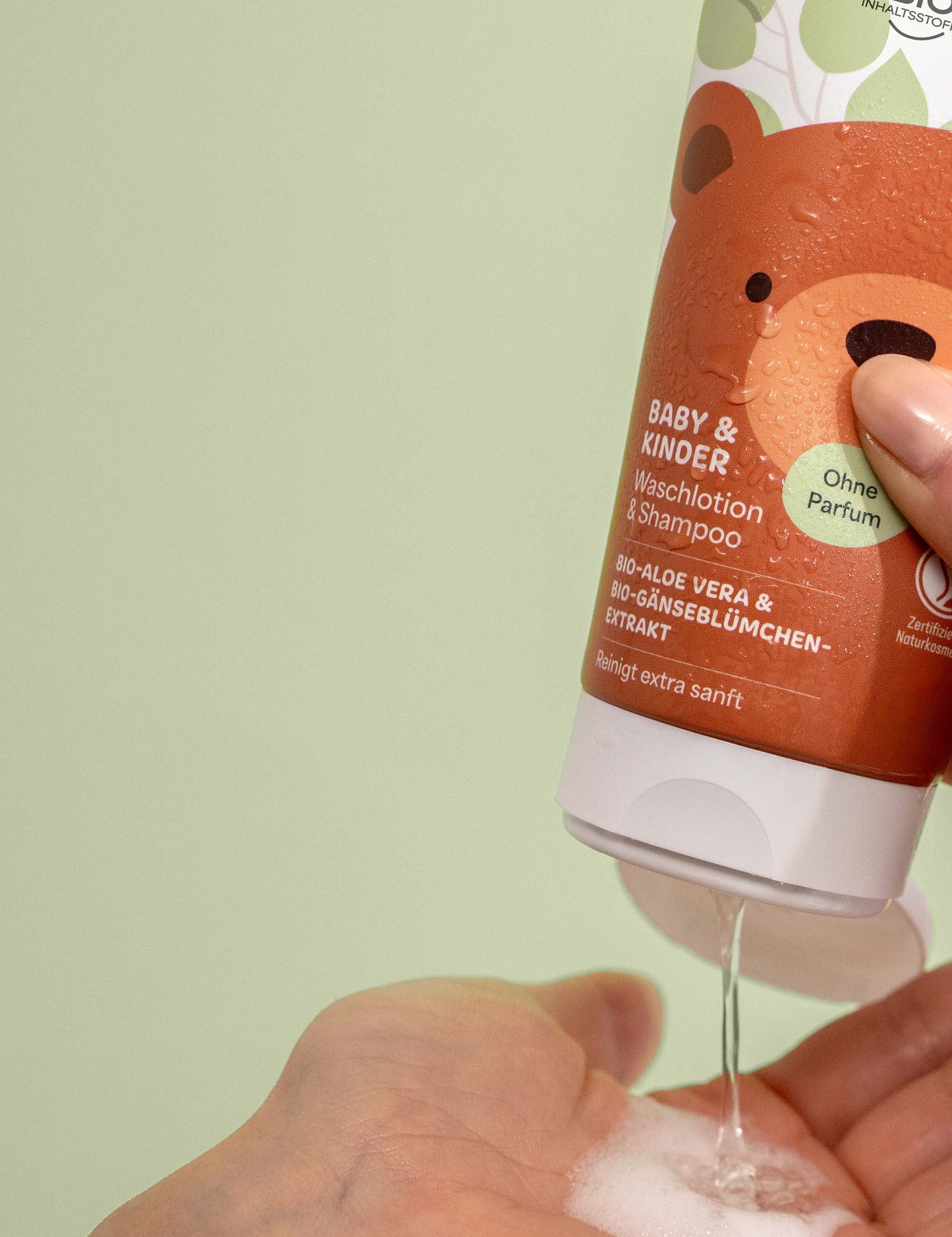 lavera Baby & Kinder Waschlotion & Shampoo in der Anwendung