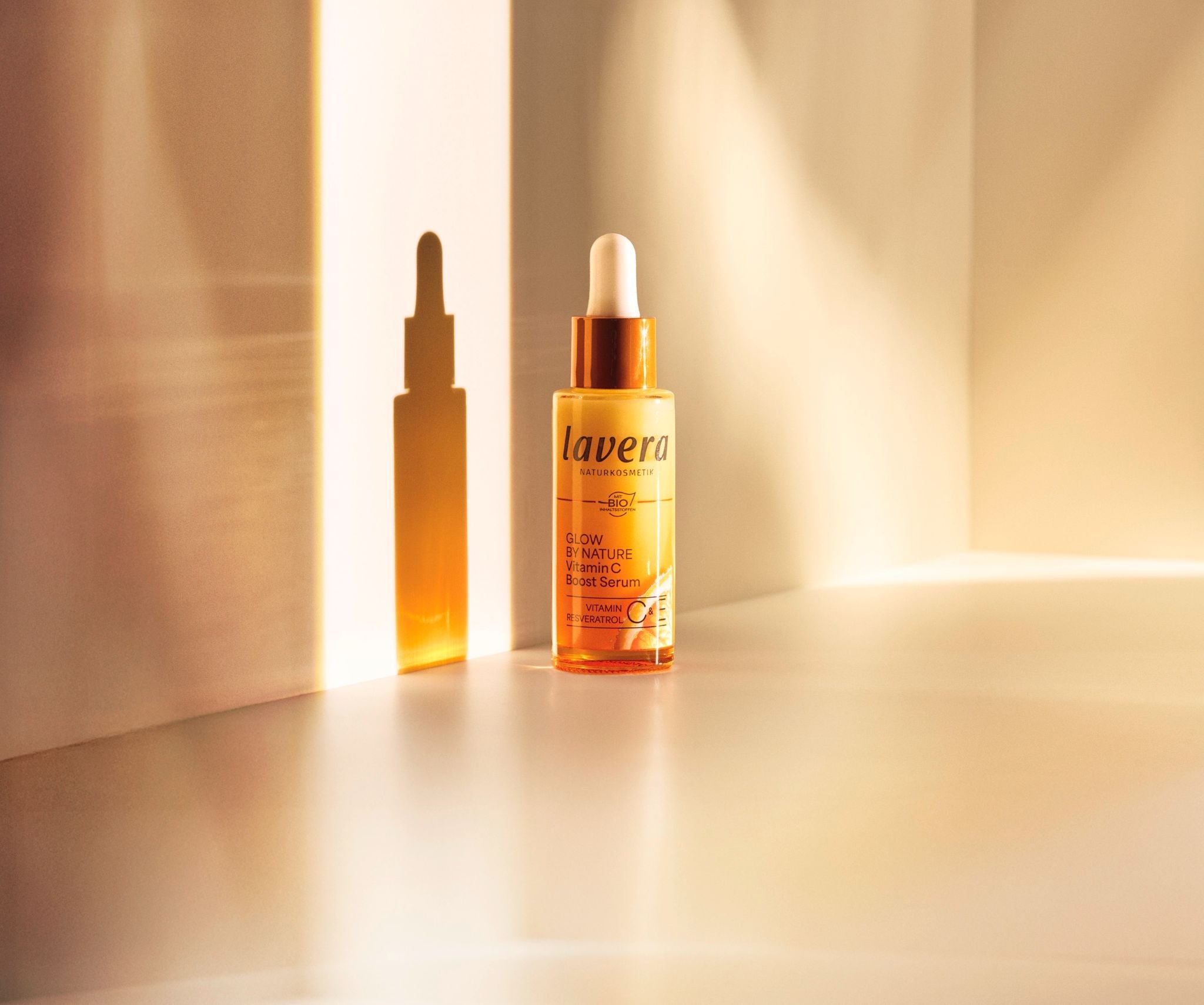Produktdarstellung Glow by Nature Vitamin C Boost Serum