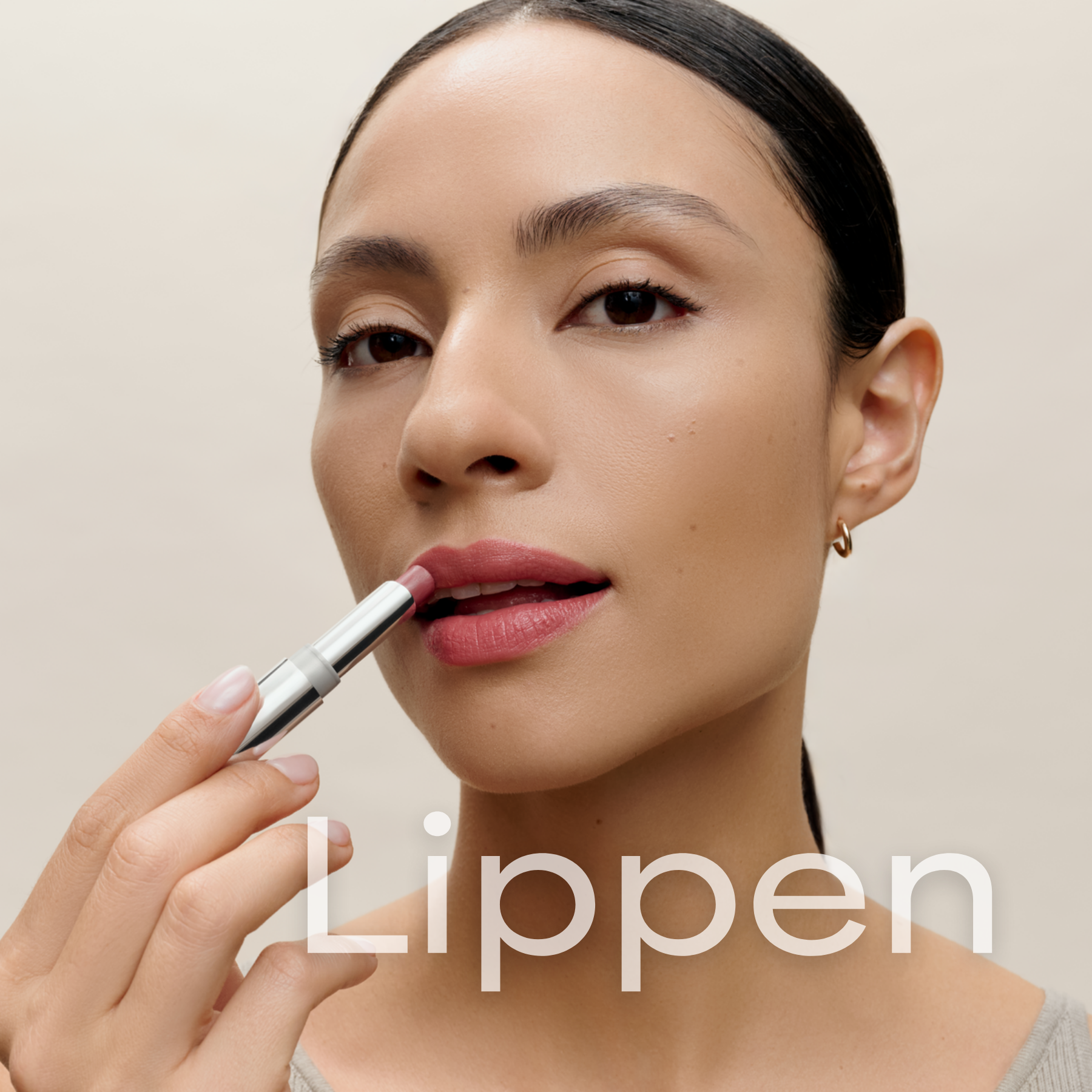 Melting Glow Lipstick Glazed Cherry in der Anwendung