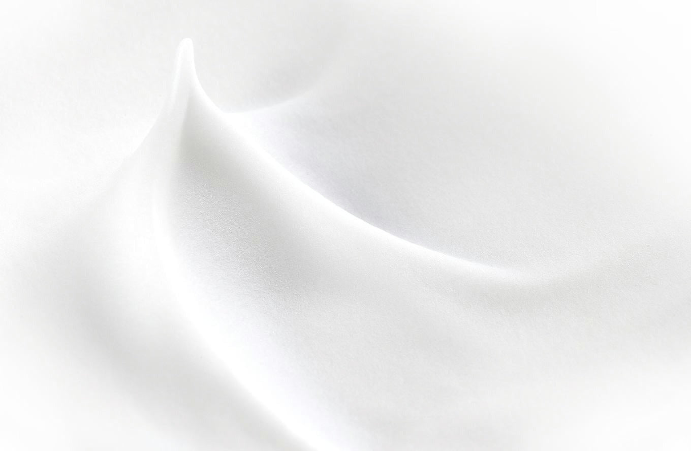 Nahaufnahme von gesundem, glänzendem Haar als Hintergrundmotiv.